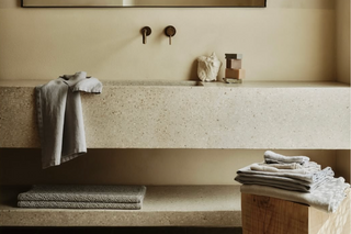 society-limonta-linen-bath-towels-bathroom-mobile.